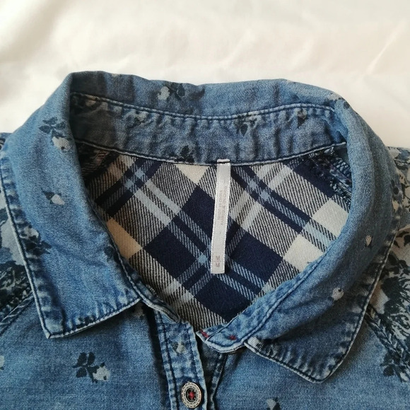 Free People Dottie Over You Chambray Button Up Floral and Plaid Blouse Medium - Picture 11 of 16